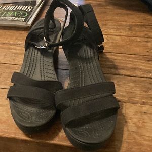Wedge Sandal, crocs, look dressed, feel comfortable